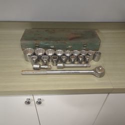 21 Piece 3/4 Inch Socket Set