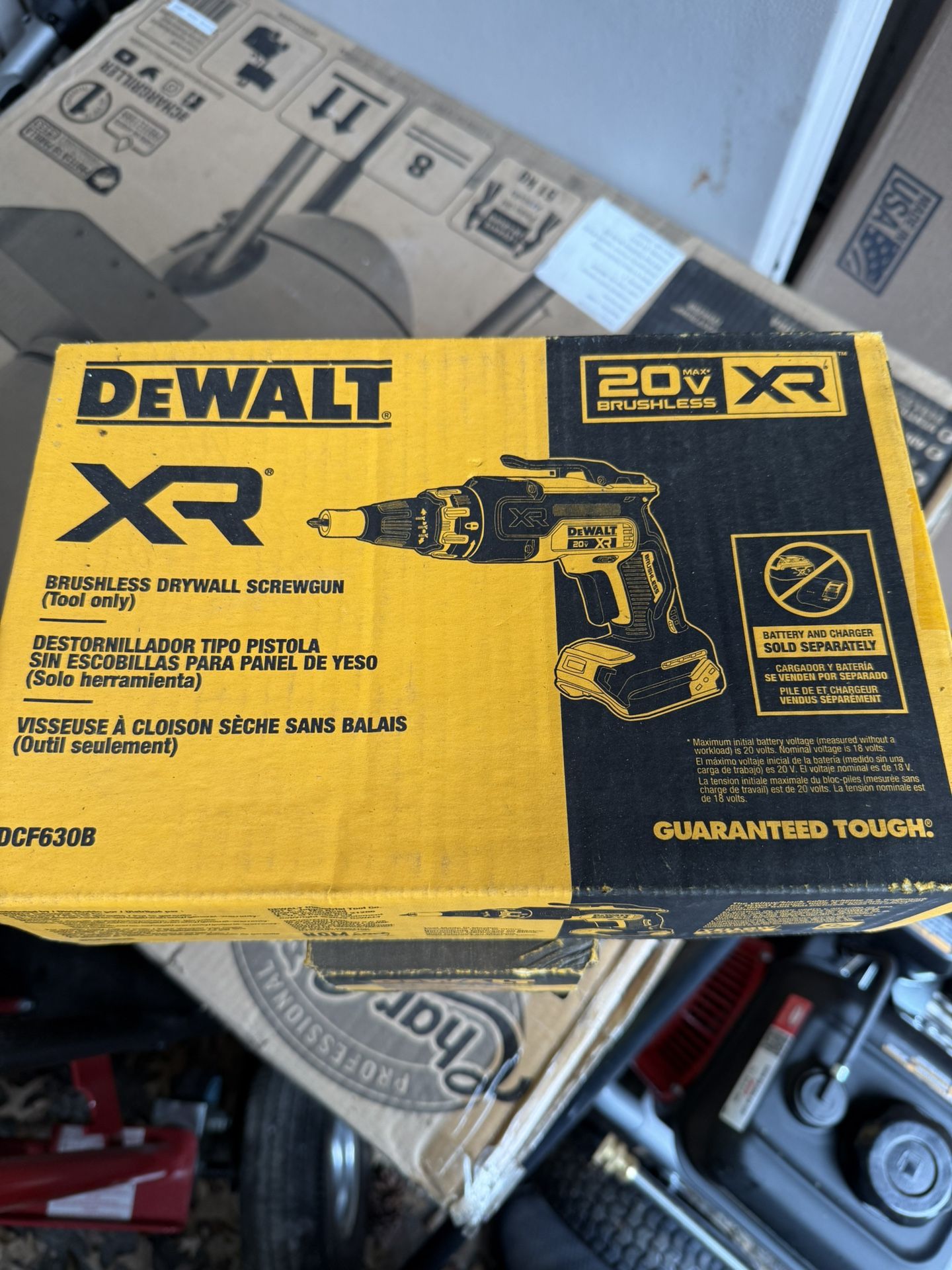 New Dewalt 20 V XR Screw Gun