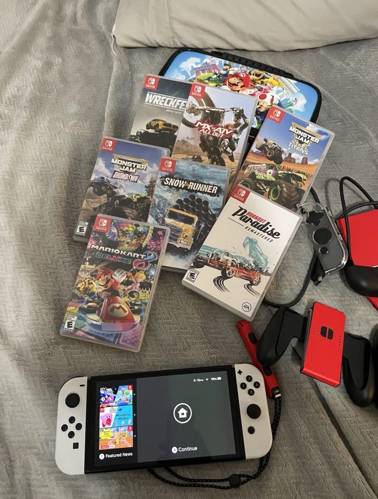 Like New Switch OLED 64GB White Bundle with Accessories