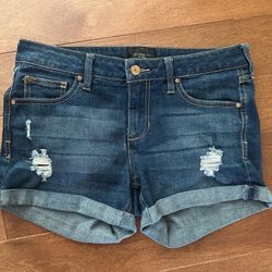 Celebrity Pink Junior size 5/27 Blue Denim Cuffed, distressed SHORTS. Waist: 29”