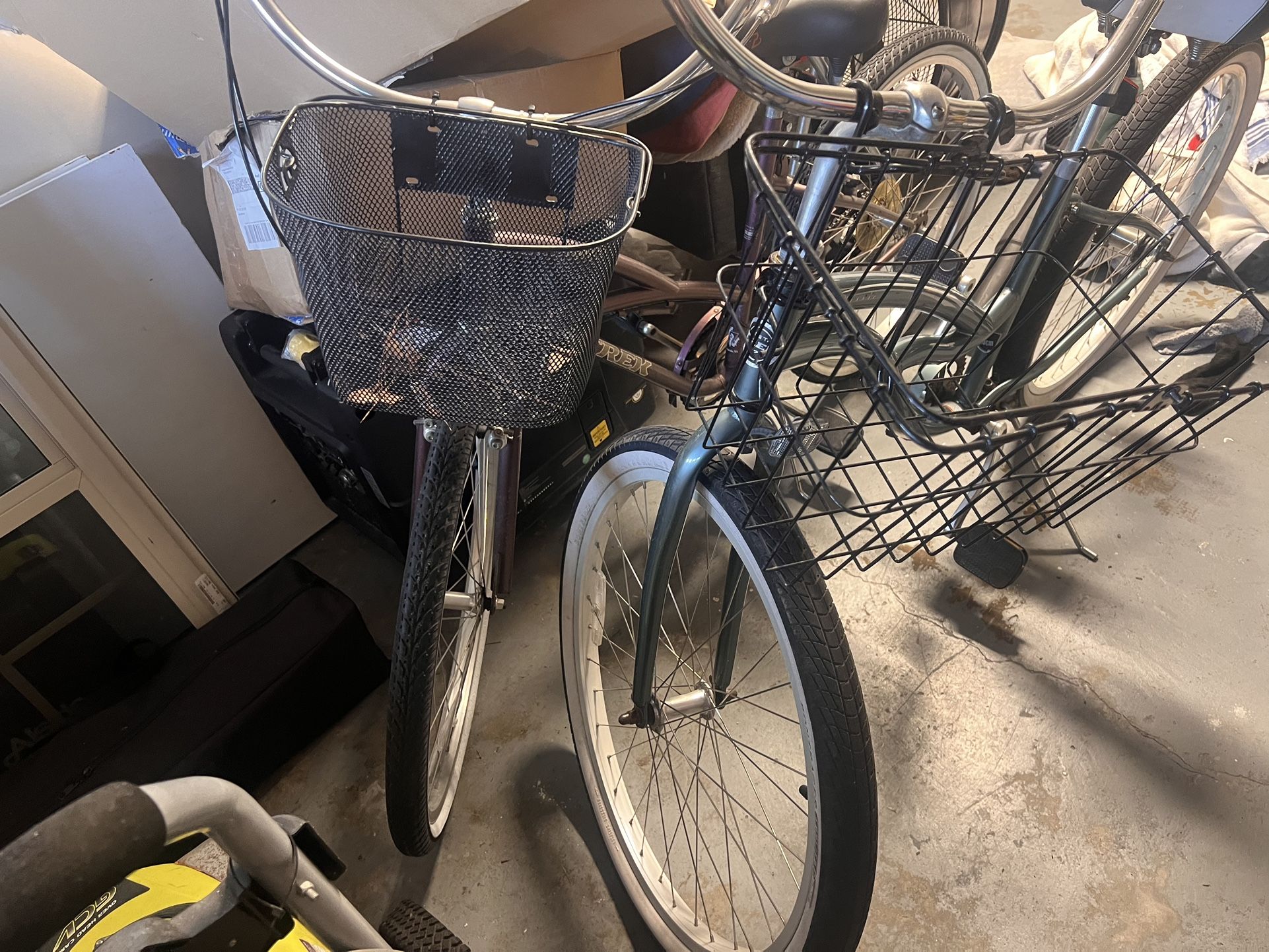 Pair of Trek Bicycles - Trek Classic & Trek Calypso - Ready To Ride - with Baskets