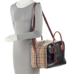 Burberry  Craft skin Cube Bowling Bag