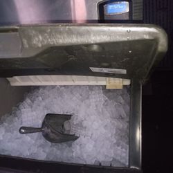Manitowoc Ice Maker 