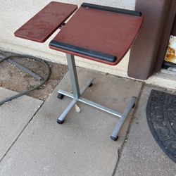 I Ajustable Small Desk Can Be Drawing Board  