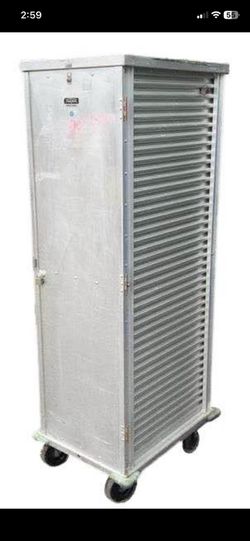ALUMINUM ENCLOSED SHEET PAN RACK