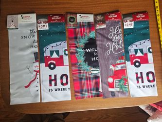 Holiday themed house flags new