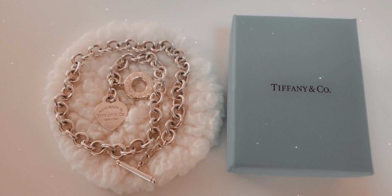 Brand NEW Tiffany & Co Necklace