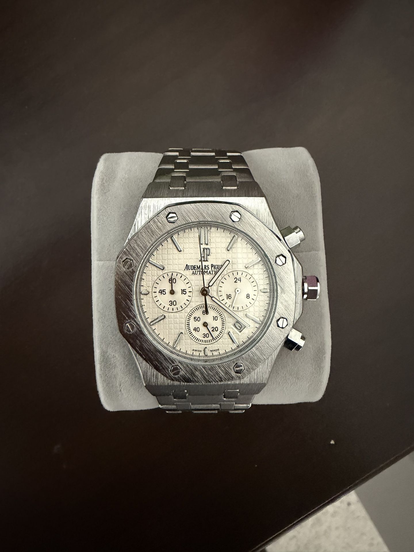 Silver Ap WATCH 