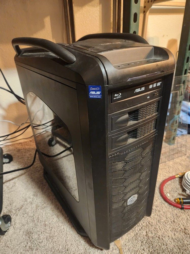GAMING PC WITH 600GB SSD AND 5TB HDD