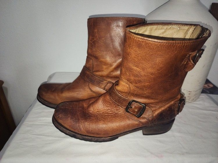 Frye Veronica Womens B Back Zip Short Motorcycle Biker Boots