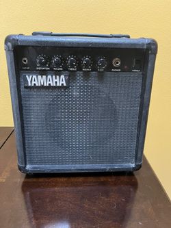 Yamaha HY-10G III Guitar Amp