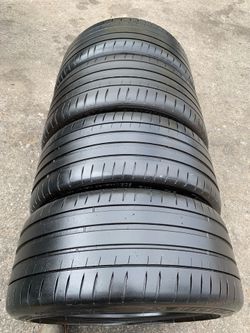4 275-40-19 and 255-40-19 Michelin Pilot Sport 4s Total Performance