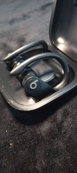 Beats by Dre Powerbeats Pro wireless earphones