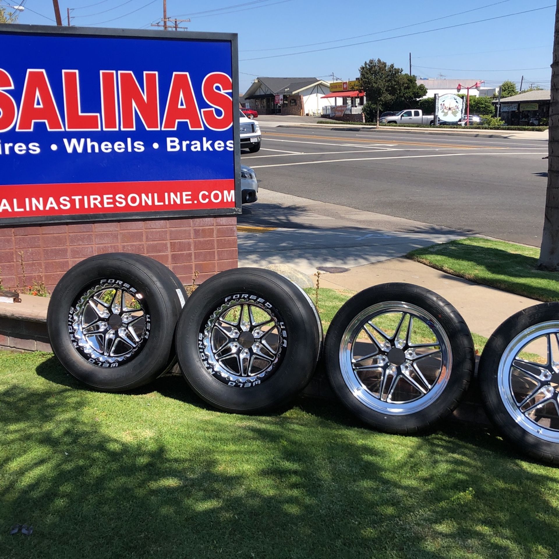 NEW WELD WHEELS IN STOCK SIZE 17 And 20 INCH