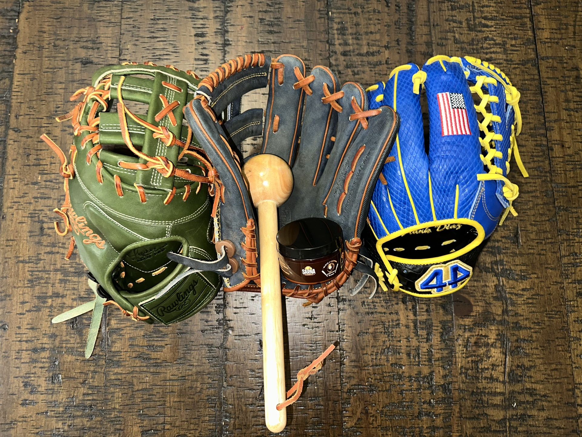 Baseball Gloves Break Ins