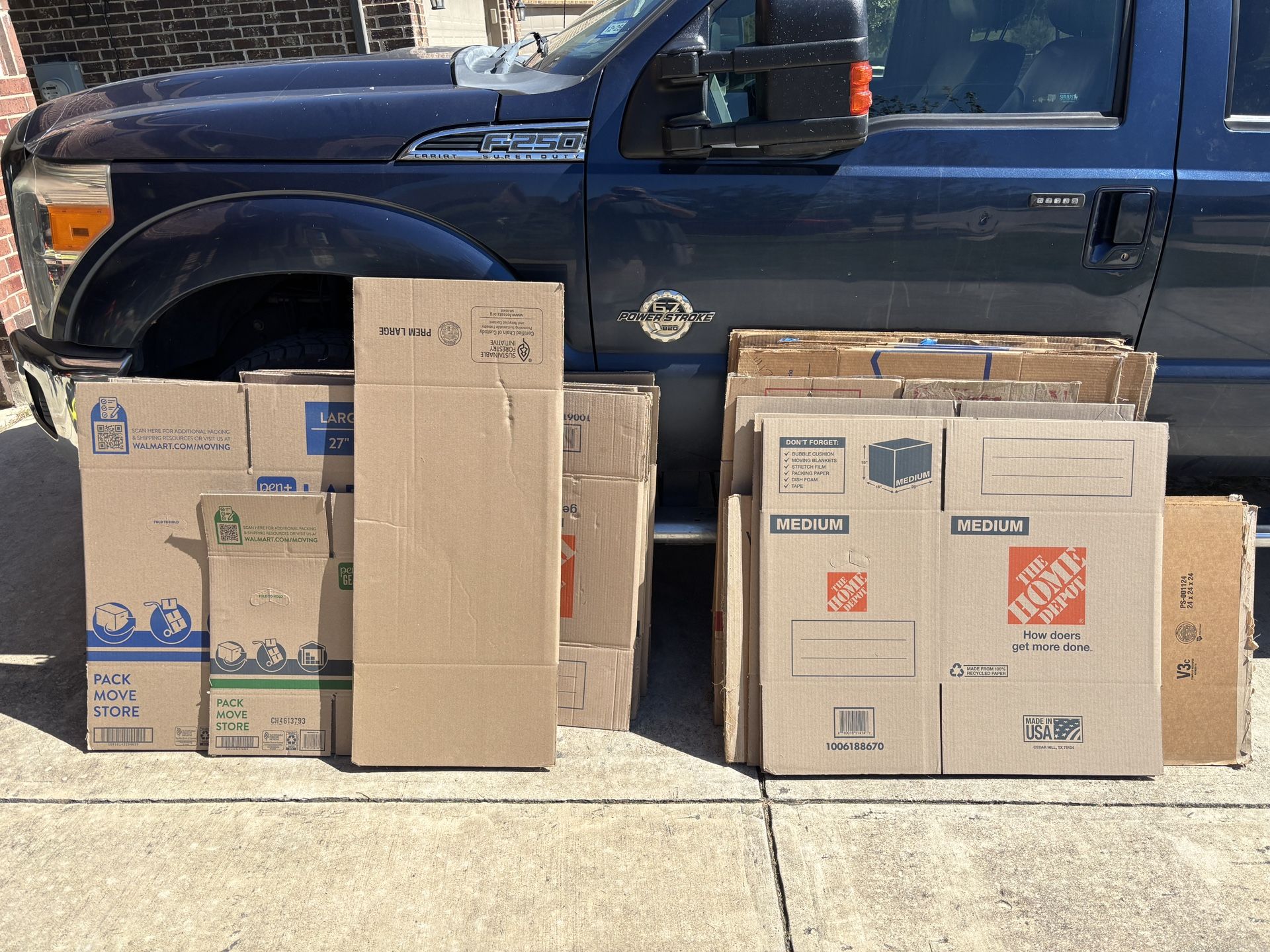 25 Assorted Moving Boxes - Some New, Some Used Once