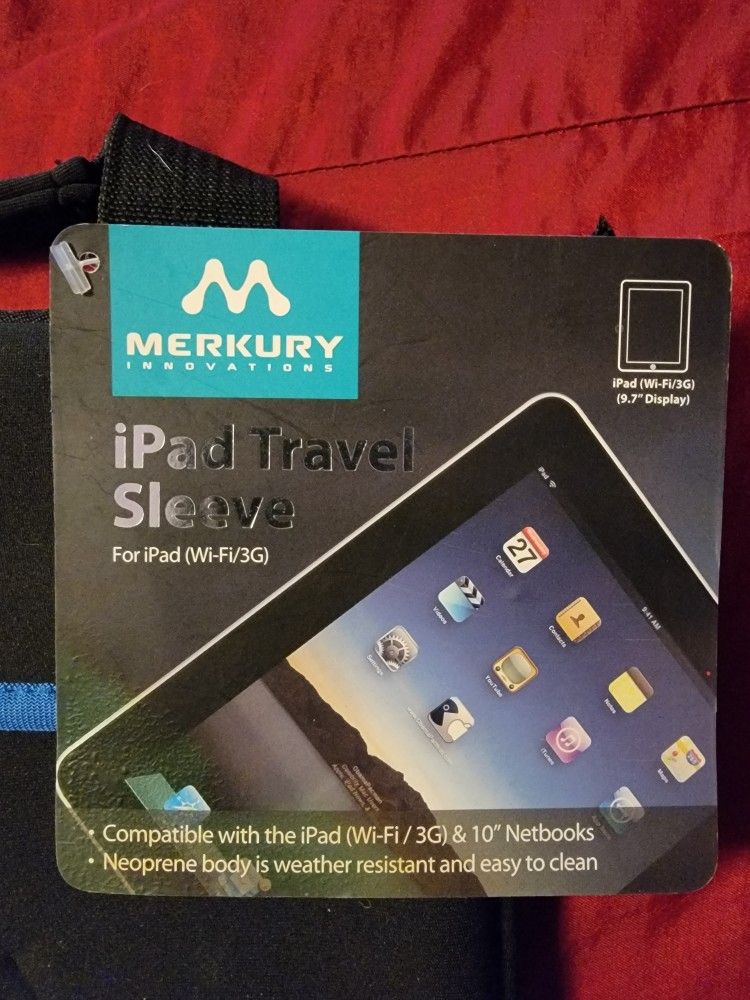 Merkury Innovations iPad Travel Sleeve/for 9.7" Display