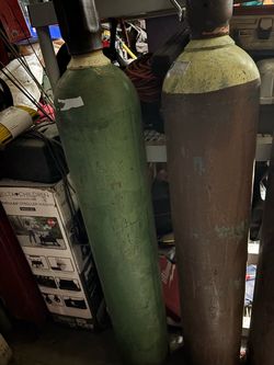 Oxygen and selling tanks