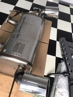 Nissan 350z Exhaust Only 600 Miles