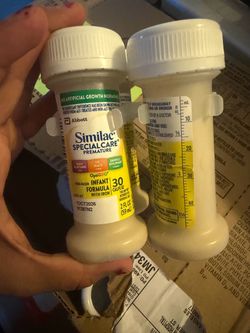 Similac SpecialCare Premature Infant Formula Bottles