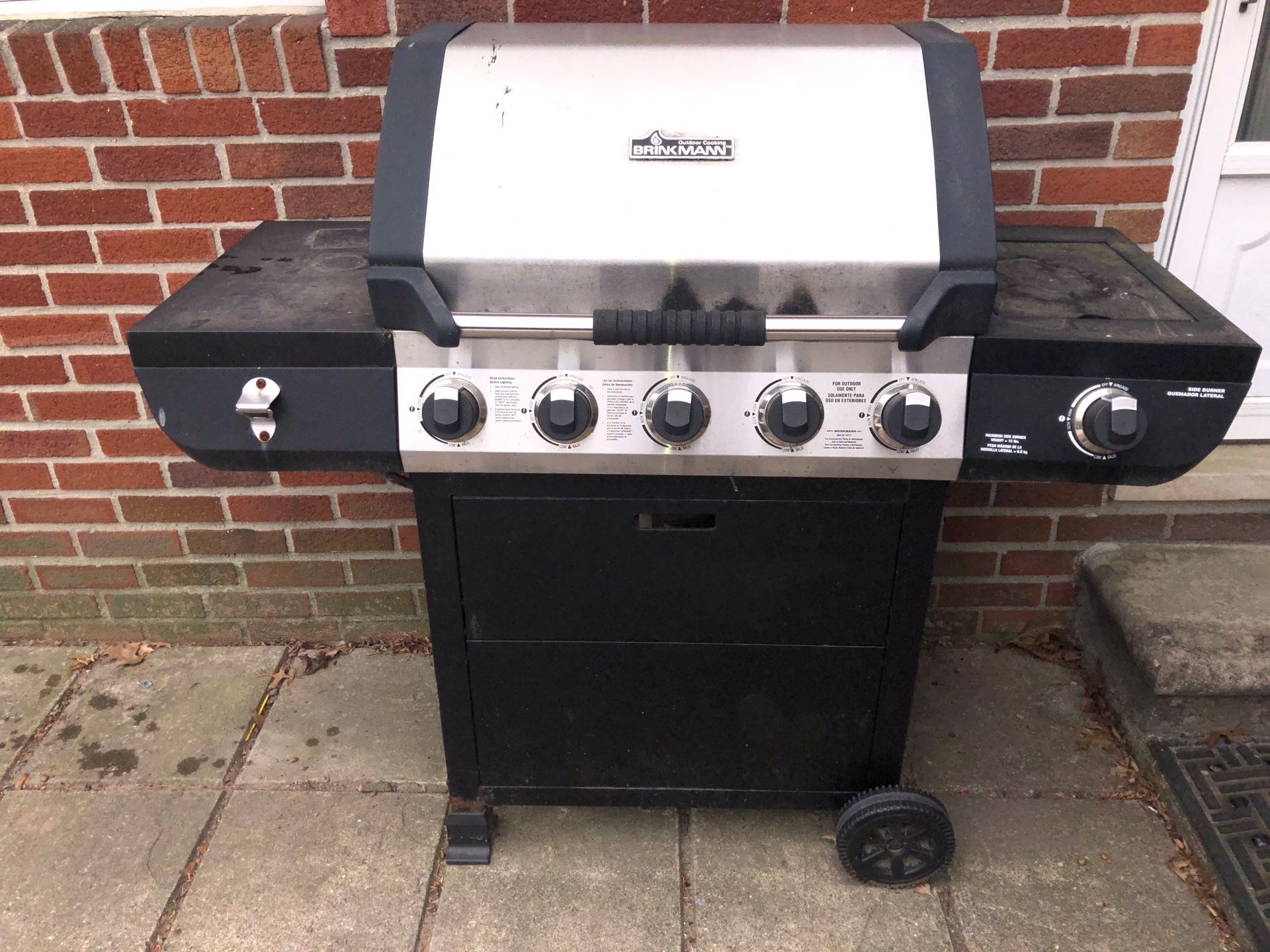 BRINKMANN Outdoor Cooking Grill