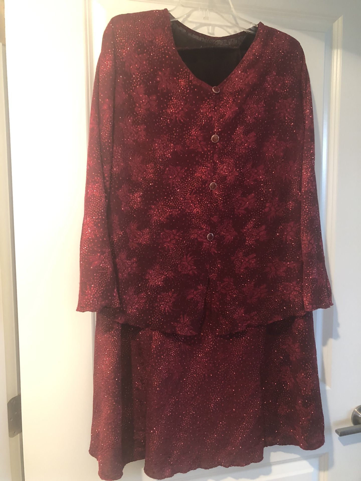 Elegant, shiny, stretch women's suit (skirt and jacket) size XL