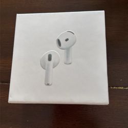 airpod pro 4 rarely Used 