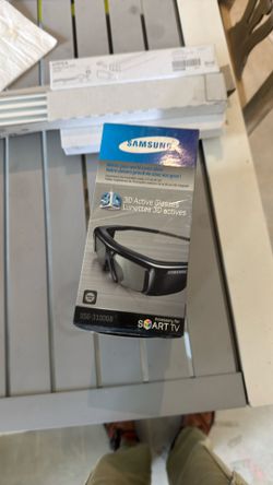 Free Samsung 3D Glasses 4 Pairs.