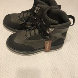 Simms Brand New Men’s Size 11-12 Top Line Felt With Cleats Wading Boots Cost Over $360  Save Over 60%  No BS Fees Taxes Or Shipping BS