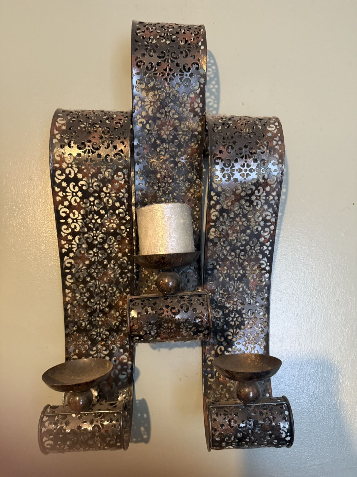 Set Of 2 Metal Candle Holder