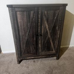 Shoe Cabinet with Barn Doors