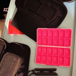 Nintendo switch cases game cases thing to hook it up to your tv 