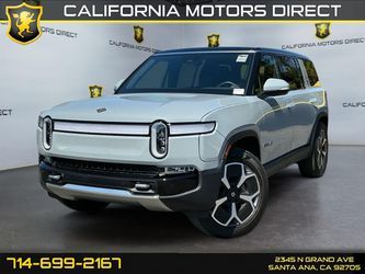 2024 Rivian R1S