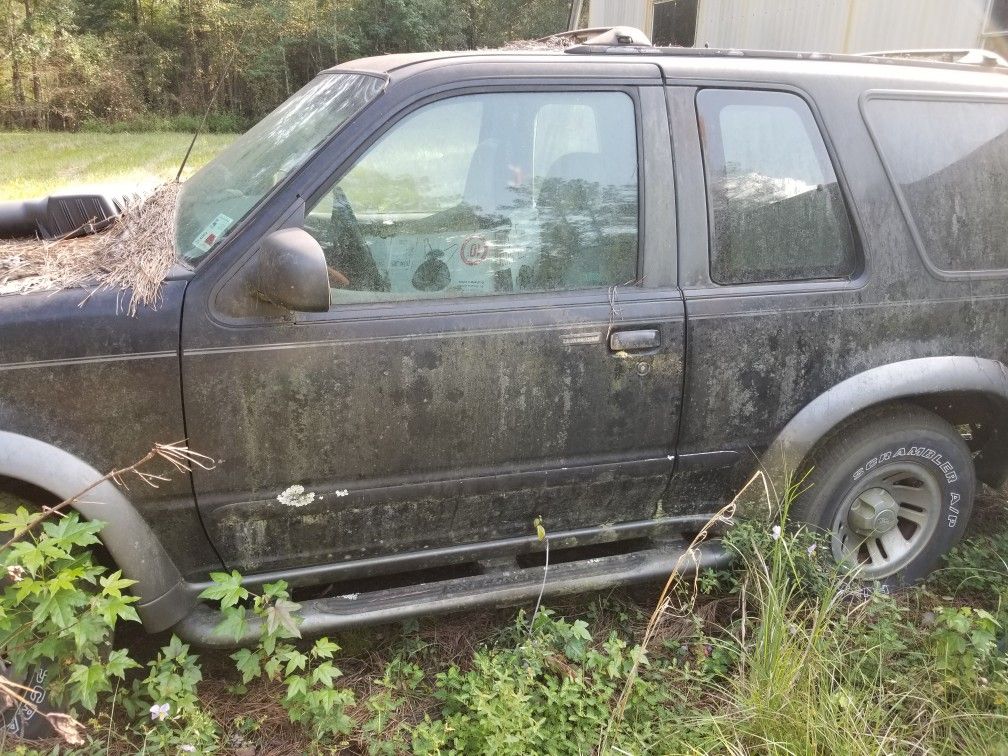 1998 Ford Explorer