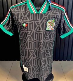 Mexico World Cup 2026 USA jersey 130$ each X someone somewhere Mexico life style small to xl slim fit jerseys (R P) few available pocas disponibles .