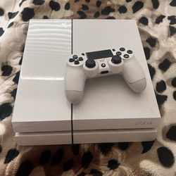 PS4 All White 