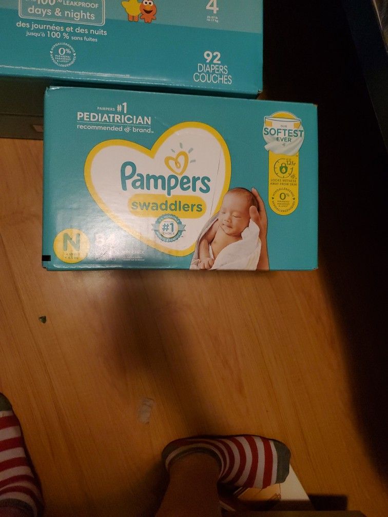 Pampers Swaddlers Size Nb W Wipes