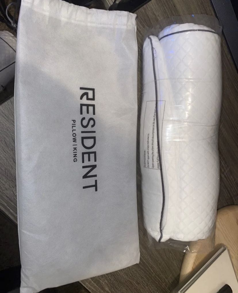 Resident Cooling Pillow
