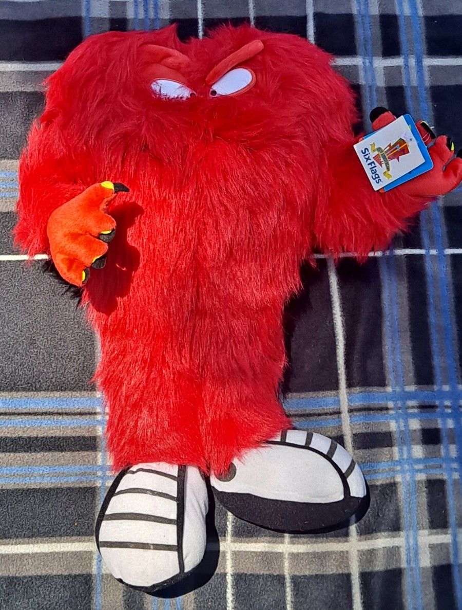 Gossamer Plush 20" Warner Bros Studio six flags Looney Tunes With tags