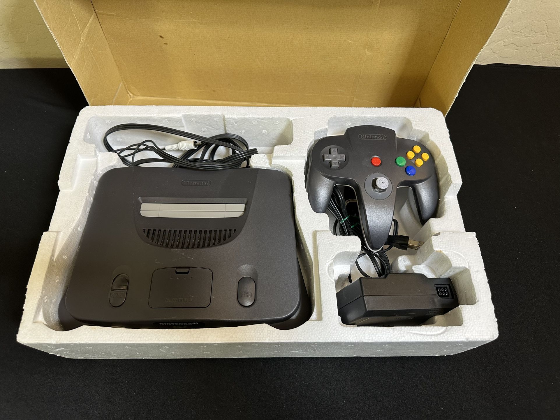 Nintendo 64 Japanese Console In Box