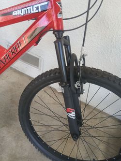 DYNACRAFT SIZE "24 SEMINUEVA UN SOLO DUEÑO