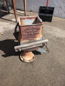 Little Giant Mod 23 Ice Breaker Vintage