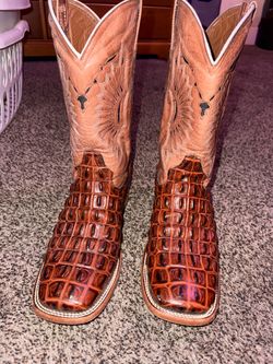 Men’s cowboy boots