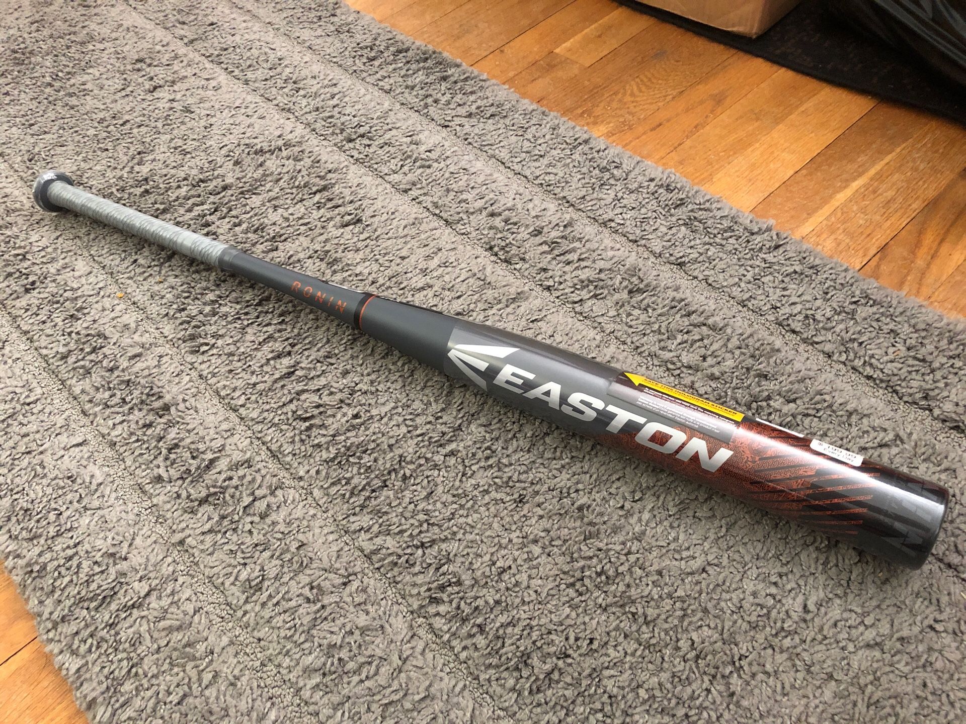 Easton Ronin 34”26oz Composite Slowpitch Bat