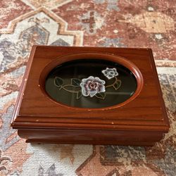 STAINED GLASS JEWELRY BOX