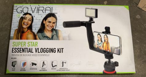 Vlogging Kit, with LED Light, Microphone, Tripod and Mount