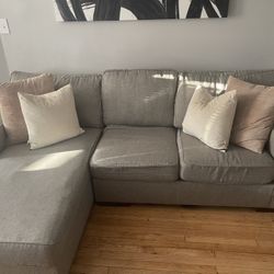 4 Seat Sectional 