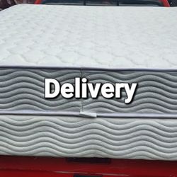 Queen Mattress And Box Springs 