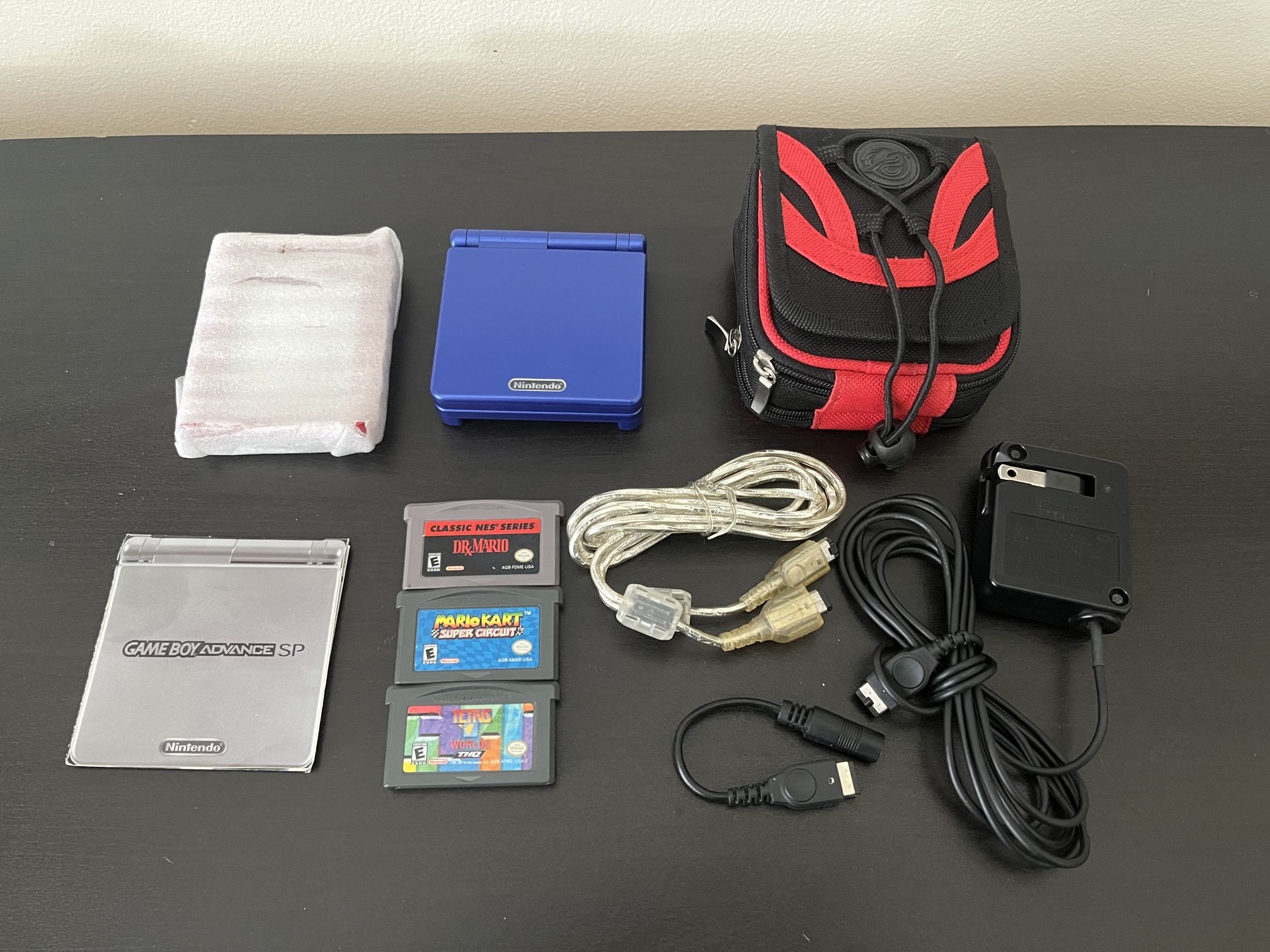 Nintendo Gameboy Advance SP Collection (console + games & extras)