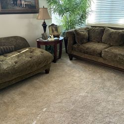 Elegant Sofa & Chaise Lounge 